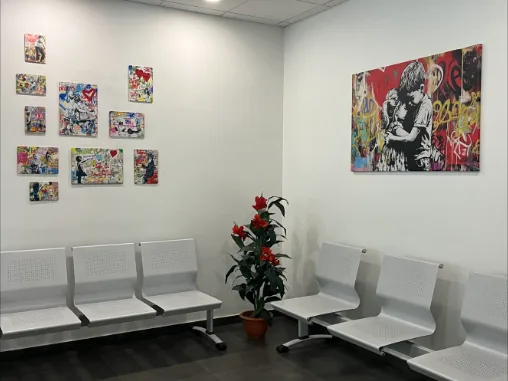 Salle d’attente du cabinet d’ostéopathie à Joinville-le-Pont