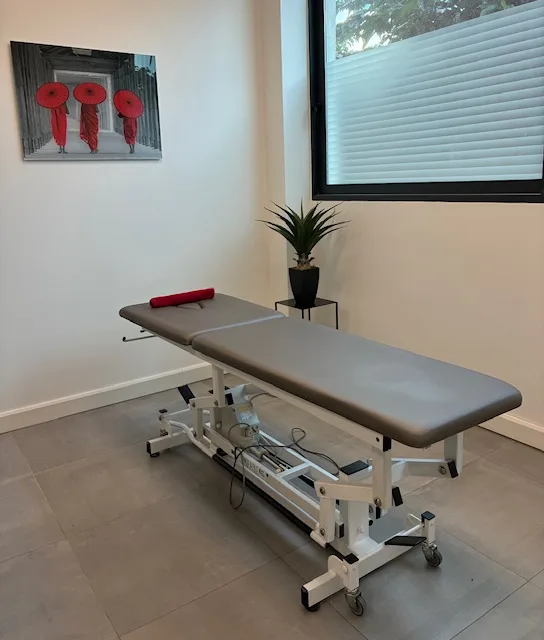 Salle de soin du cabinet d’ostéopathie à Joinville-le-Pont